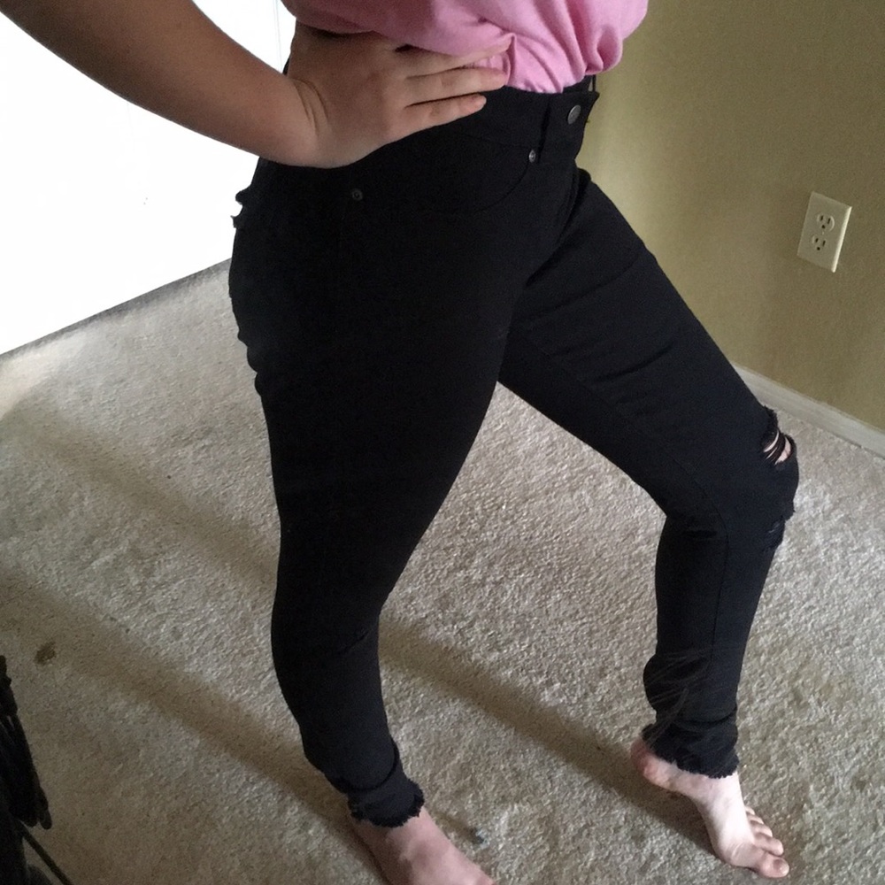 Black high waisted jeans